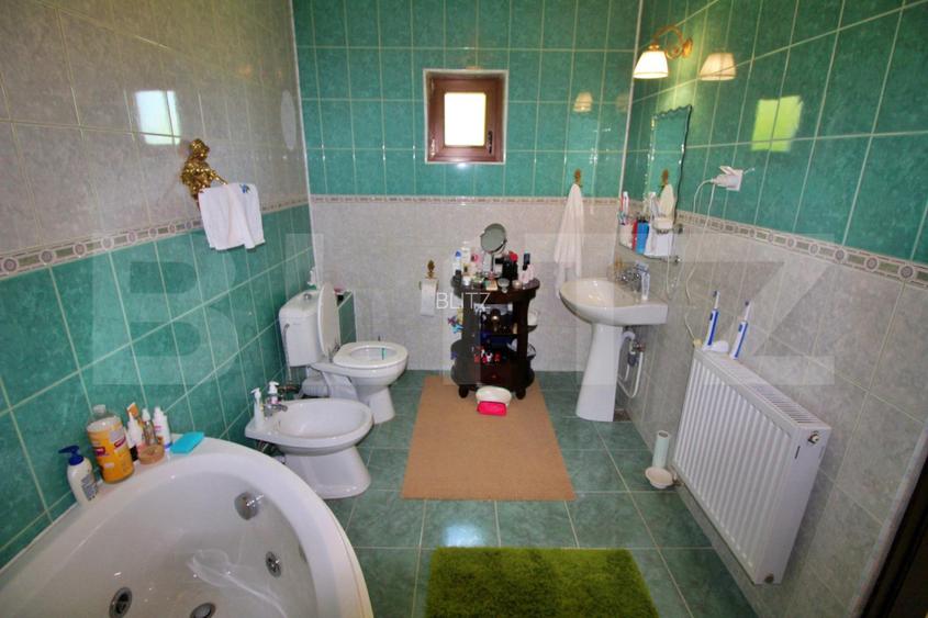 Casa 5 camere + Garaj, anexa si 650 mp - Valea Adanca - 14