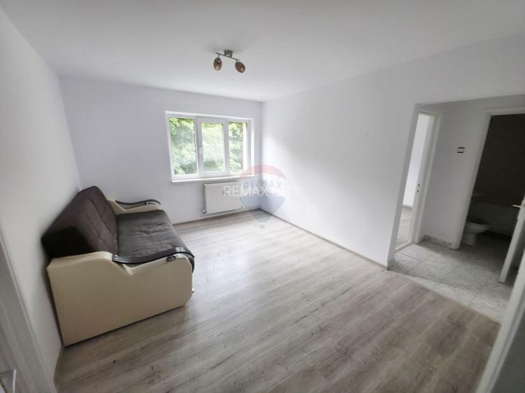 Apartament cu 3 camere de vânzare în zona Maratei - 3