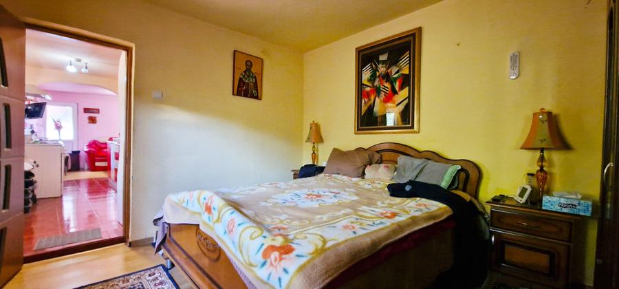 OPORTUNITATE DE INVESTIT! Casa + 2 garsoniere la doar 80mp de plaja, Faleza Nord