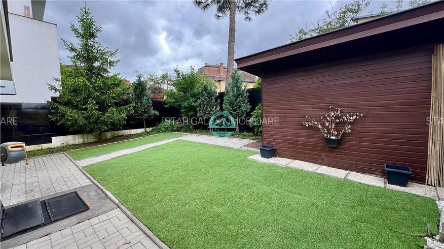 Vand apartament cu 4 camere in Vila, 2 bai, teren privat 114mp, str Papiul Ilari - 6