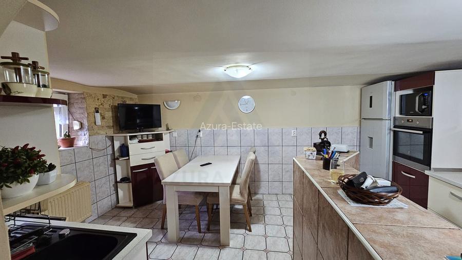 Casa 5 camere 3 bai garaj inchis si teren 700 mp utili in Lazaret - 7