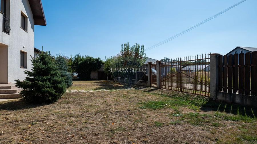 Vanzare vila deosebita cu 4 camere, Branesti - Autostrada Soarelui - 31