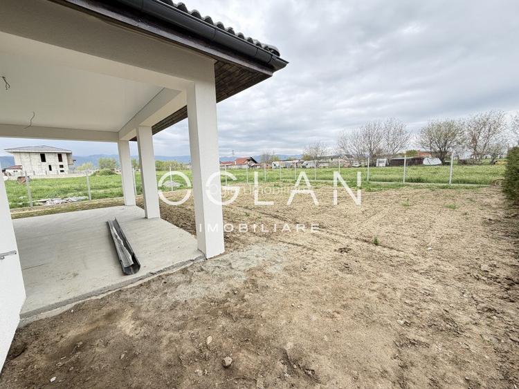 Casa tip duplex , curte libera 340 mp, Cristian  - 12