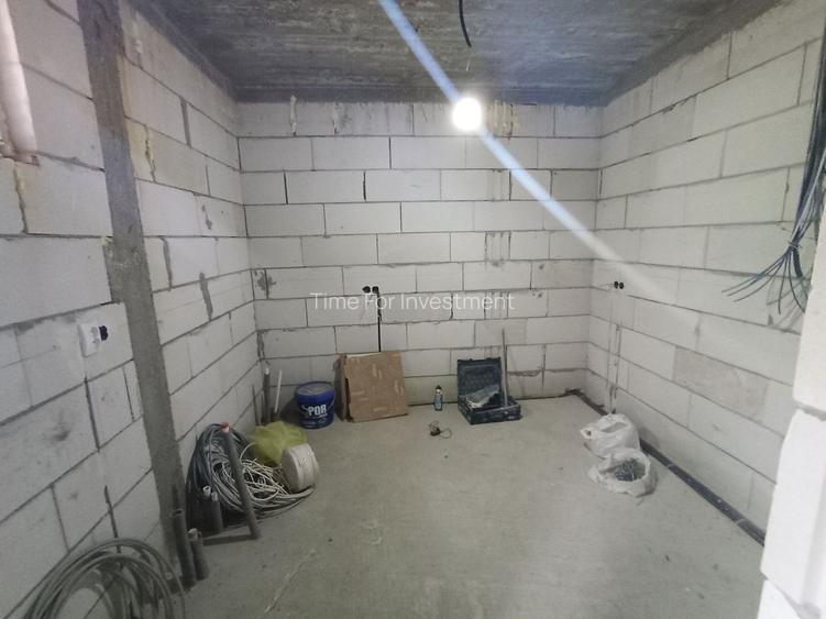 Casa Individuala Suprafete Generoase, Teren Mare, La Rosu - 13