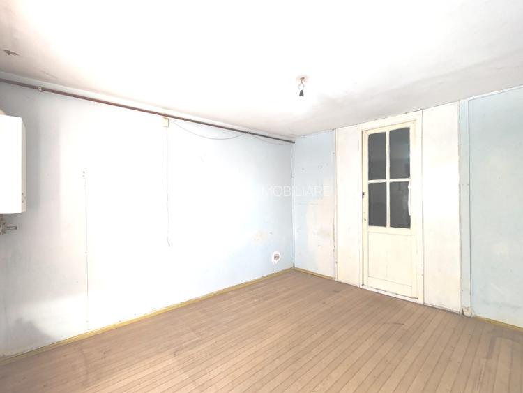 Camera fara grup sanitar  libera la vanzare  - 2