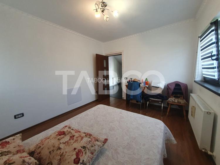 Casa 5 camere 3 bai 2 terase garaj magazie de vanzare 180 mp utili - 8