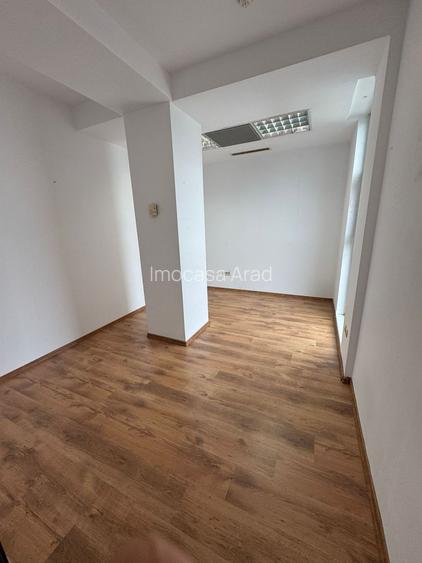 Spații de birouri premium de închiriat – Zonă centrală Arad - 4