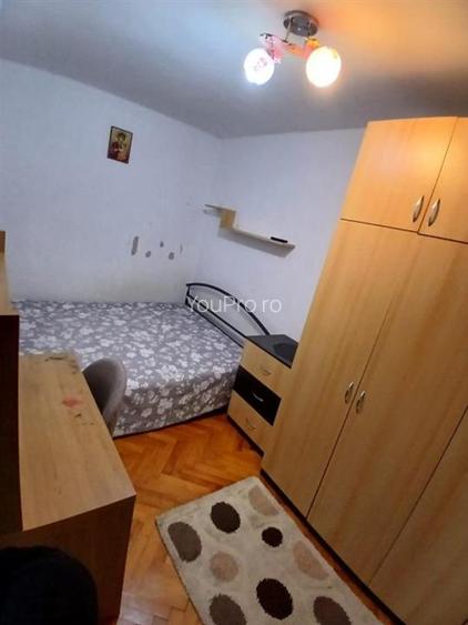 Apartament Parter zona Sagului Piata Doina - 5