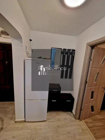 Apartament 2 camere decomandat Luica Sector 4 - 4