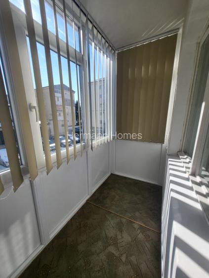 Apartament 3 camere, decomandat, 70 mp, Strand   - etaj I - 10