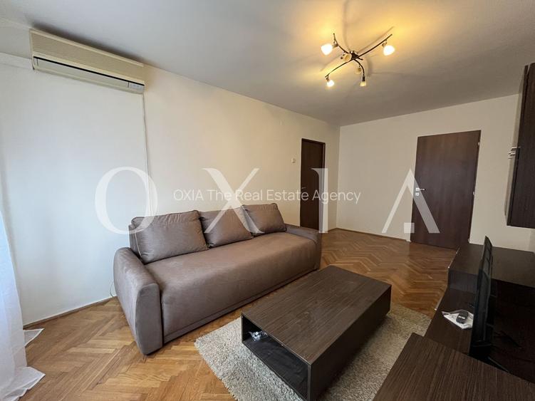 SX710 Sala Olimpia, Etaj intermediar, Disponibil Imediat - 3