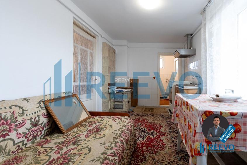 Casă de vânzare Buhuși, Str. Orbic - 11