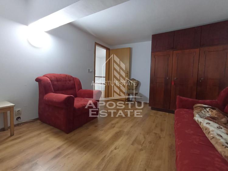 Apartament 3 camere 2 bai zona mehala la curte comuna - 8