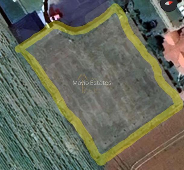 Teren Vetis, 2 parcele de 800mp , zona linistita cu strada asfaltata - 3