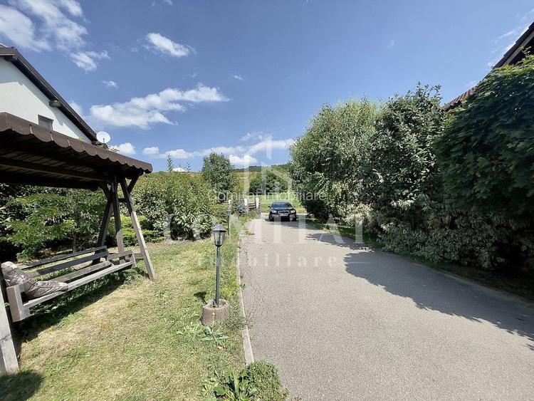 Casă cochetă cu teren generos și panoramă Chinteni - 25