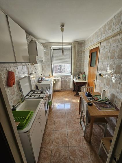 Apartament 3 camere-decomandat-zona Parc Drumul Taberei - 8