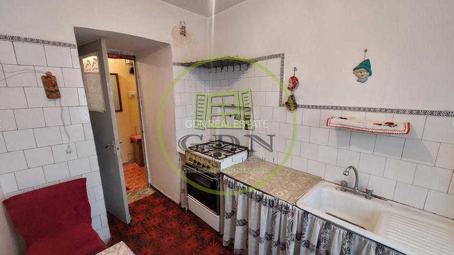 Apartament 2 camere, semidecomandat, 42mp, Craiovita, zona Scoala Elena Farago - 3
