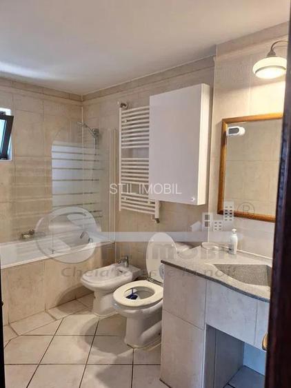 Apartament 3 Camere Centru - 800 euro - 2