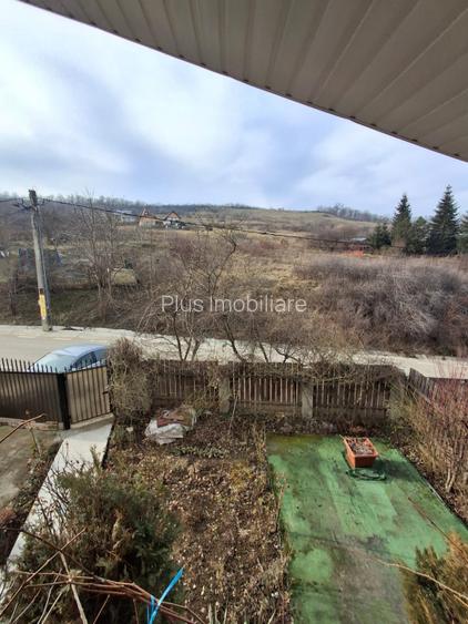 CASA INDIVIDUALA  in sat VLADICENI com. TOMESTI - 8