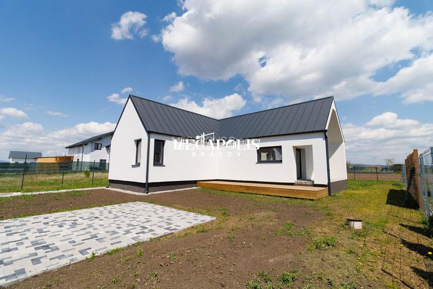 Casa Single / Structura Lemn / Finisaje Incluse - 2