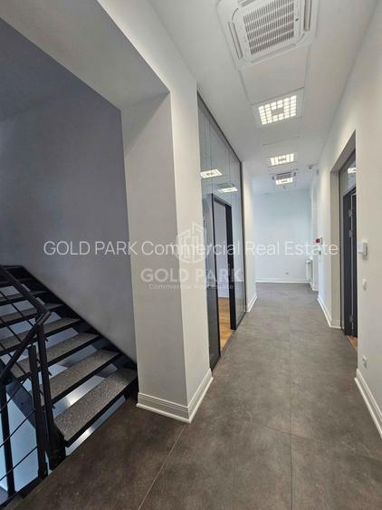 Cladire de Birouri - Zona Centrala - Terase / Locuri de Parcare - 86