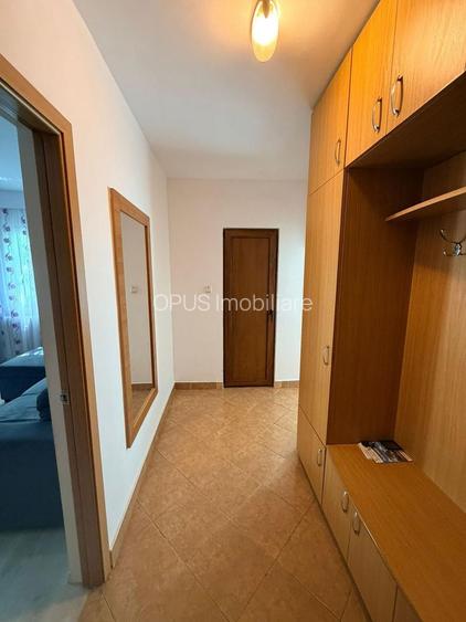 Apartament 3 camere, zona BIG - 14