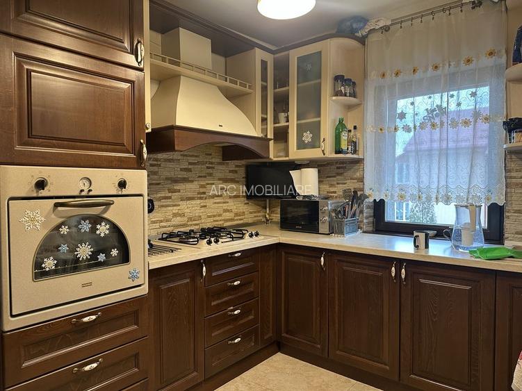 Apartament 2 camere bloc tip vila, Racadau-zona Parcul Trandafirilor - 7