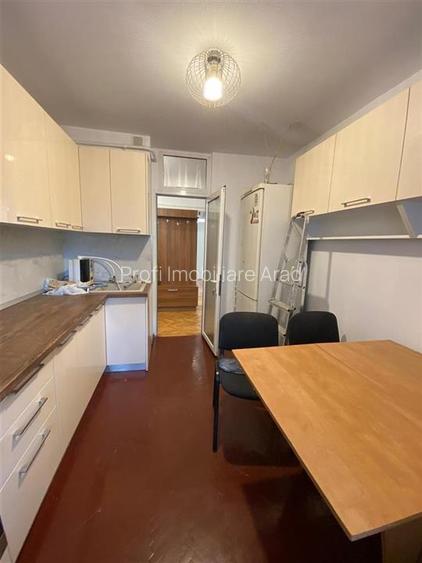 Apartament 3 camere et.1 Zona Bancilor - 12