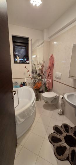 Apartament 3 camere bloc nou Găvana 3 | 2 băi | Parcare | 70 mp - 11