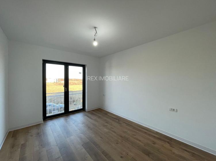 Duplex despartit prin camera tehnica - finisaje premium - 10