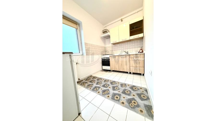 REA1027738 Studio Mall Vitan bloc 2001 53 mp - 8