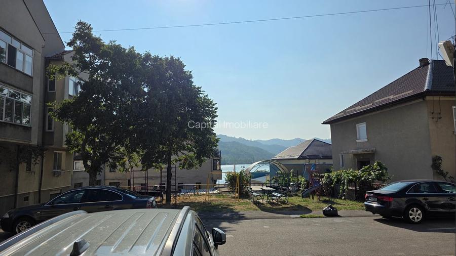 Casă Central Orsova, cu vedere la Dunăre - 2