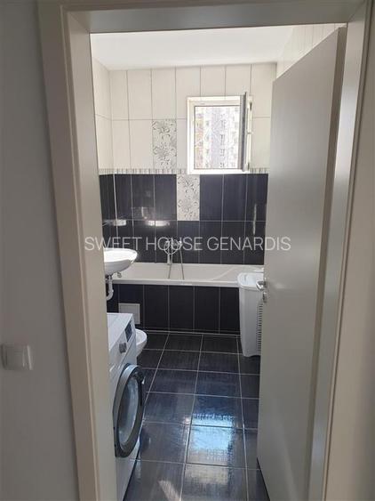 Apartament 2 camere + parcare Avantgarden 3 - 5