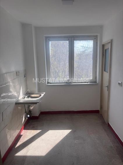 - Apartament 2 camere confort 1, Zona Hipodrom, etaj 3. - 2