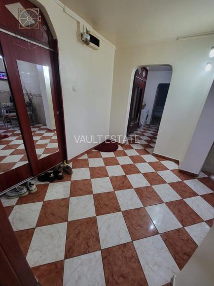 Apartament 3 camere - centrala proprie - Rahova, Buzoieni - 9