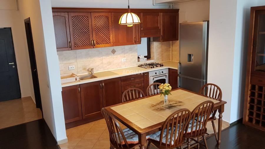 Proprietar-Închiriez apartament 3 camere + 2 locuri parcare - VIDEO  - 4