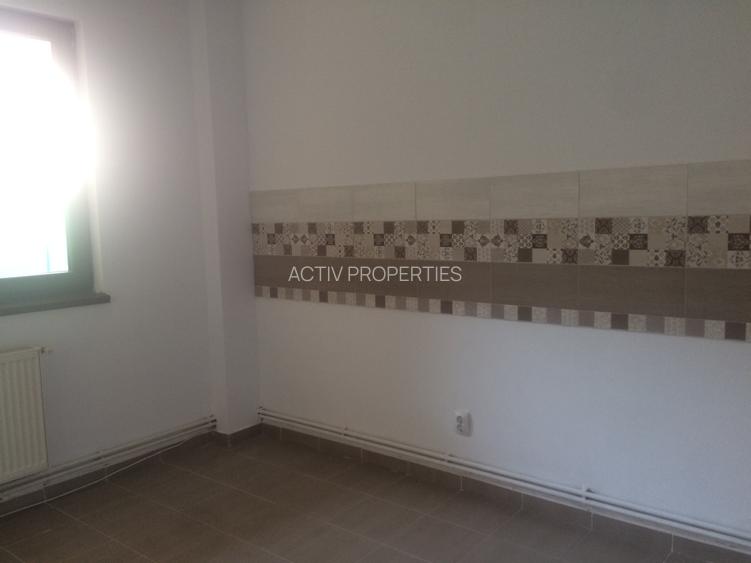 Vila 2005,metrou Brancoveanu 14 min, P+1, su 200mp, 5 camere,3 bai, teren 200 mp - 8