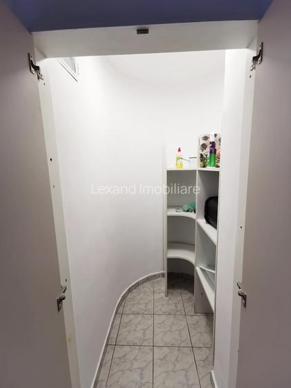 Apartament  cu trei camere, decomandat in  Centrul Civic - 7