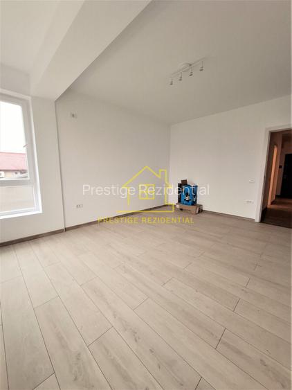 Oltenitei-Paraul Rece- 3 Cam- 77mp-Dec- Mutare rapida- Et.1- Parcare - 6