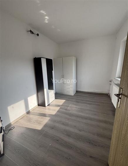 Apartament cu 2 camere decomandat etaj 4 zona Soarelui - 6