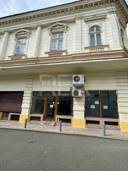 Cladire Istorica de Prestigiu in Centrul  Capitalei strada Jaques Elias - 4