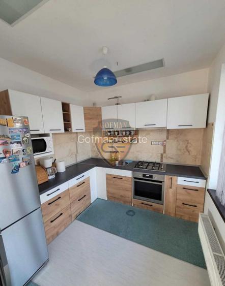 Lazu, casa 5 camere 140mp P+1, loc de parcare in curte  - 6