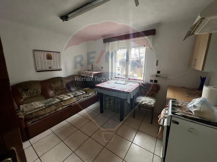 OCAZIE!!! Casă 2 camere cu centrala  zona Gai teren 1230 mp + garaj - 8