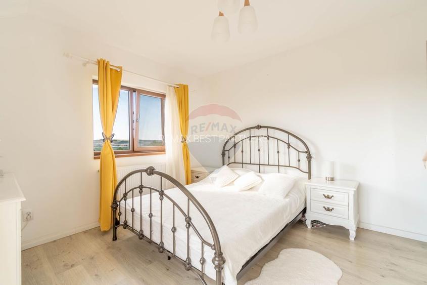 Casa de vanzare, Jucu de Sus teren 811mp, 4 Camere, 2 Bai, Priveliște - 13