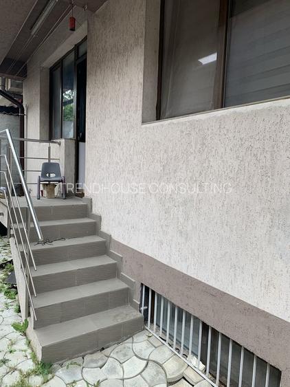 Apartament 3 camere lângă metrou Laminorului /2009/poziție excelenta - 14