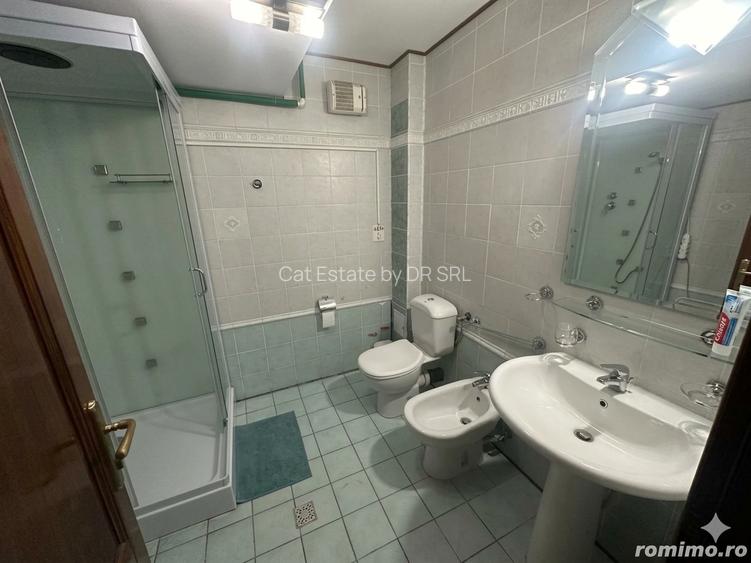 Ultracentral Apartament cu 4 camere in zona Piata  Unirii Erasmus - 7