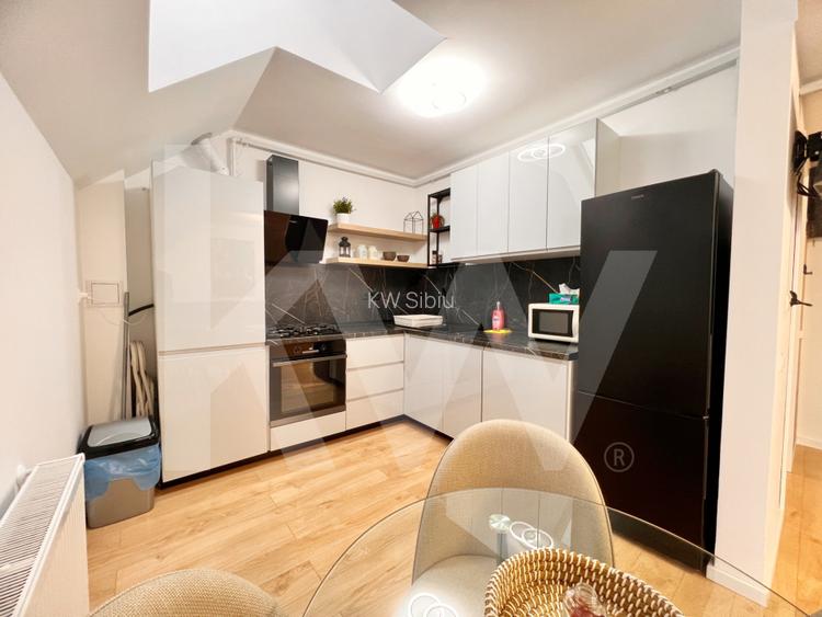 Ap. modern cu 3 cam. complet mobilat și utilat, două băi+loc de parcare - 7