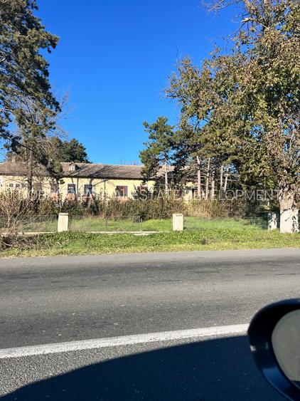 Medgidia -Teren 3 ha , deschidere la DN 22C , vizavi de Fluvimed Medgidia - 3