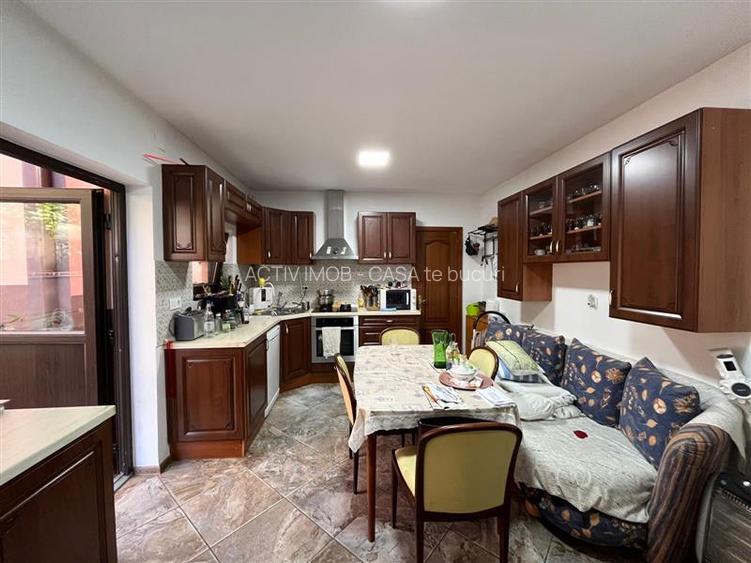 Lugoj, Casa 6 Cam., Teren 511 Mp., Str. Oituz. nr.1 - 36