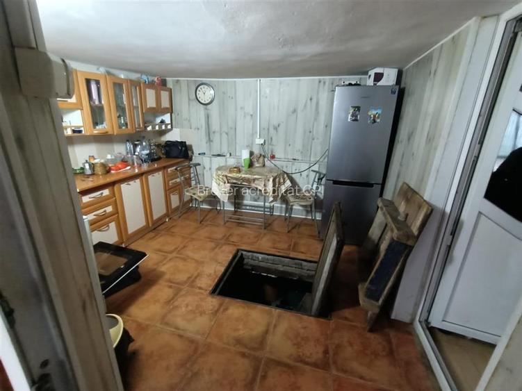 Spatiu comercial, Str. Republicii Bacau - 23